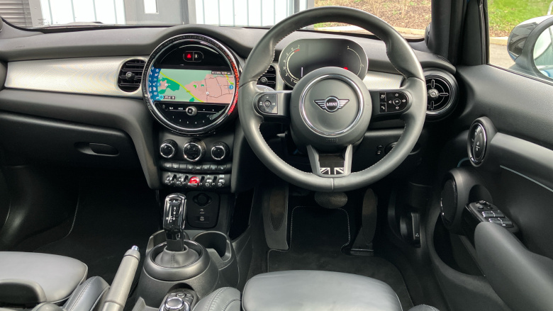 MINI Hatchback 1.5 Cooper Exclusive Premium Plus 5dr Auto Petrol Hatchback